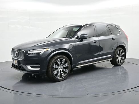 Used 2022 Volvo XC90 T8 Inscription w/ Lounge Package AWD/4WD image 1