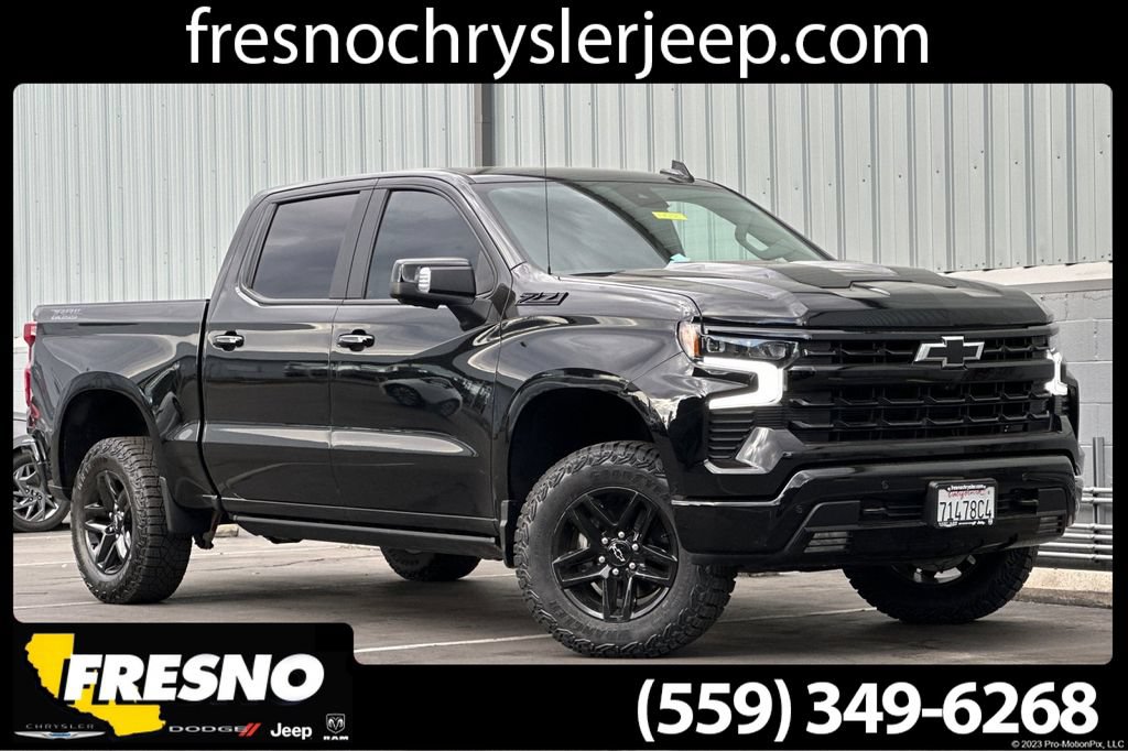 Used 2025 Chevrolet Silverado 1500 LT Trail Boss w/ LT Trail Boss Premium Package AWD/4WD image 1