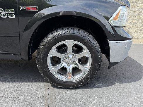 Used 2017 RAM 1500 Laramie w/ Convenience Group AWD/4WD image 7