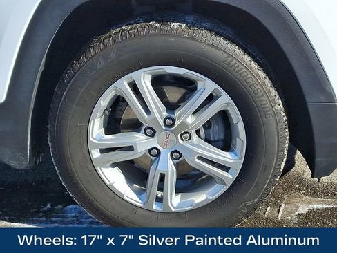 Used 2024 GMC Terrain SLE image 12