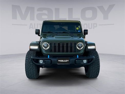 Used 2024 Jeep Wrangler Unlimited Rubicon 4xe image 8