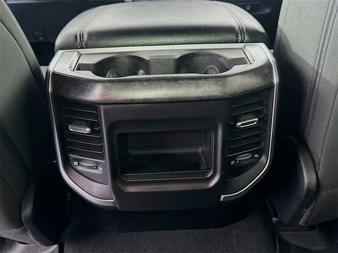 Used 2019 RAM 1500 Big Horn image 25