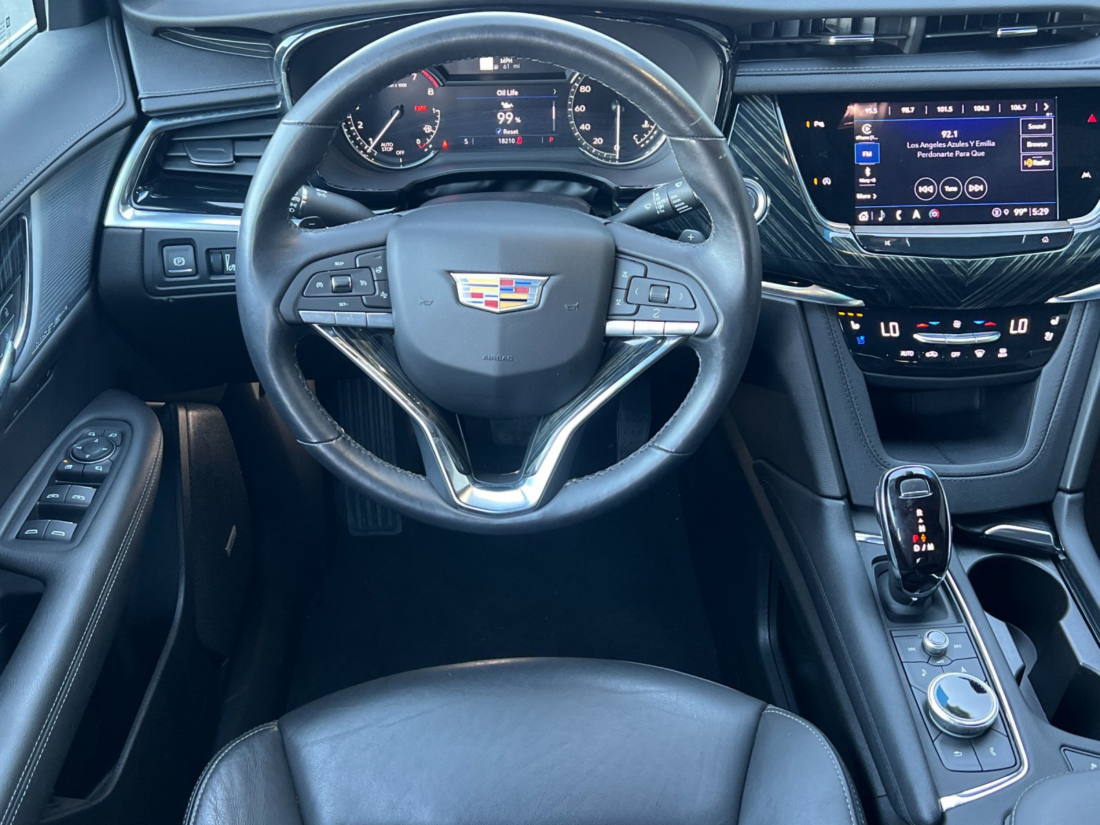 Certified 2025 Cadillac XT6 Premium Luxury FWD image 14