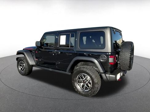 Used 2025 Jeep Wrangler Rubicon image 12