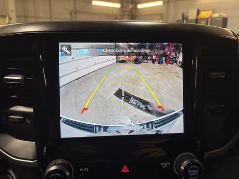 Used 2021 RAM 1500 Big Horn image 19