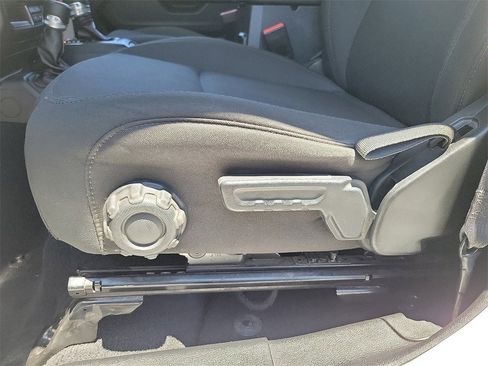 Used 2022 Jeep Gladiator Overland w/ Trailer Tow Package image 15