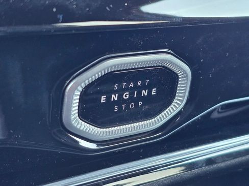New 2026 Jeep Grand Cherokee Limited w/ Limited Altitude Package AWD/4WD image 21