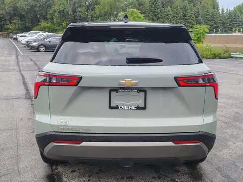 Used 2025 Chevrolet Equinox LT w/ Safety and Technology Package AWD/4WD image 8