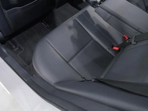 Used 2014 Mercedes-Benz C 250 Sedan image 19