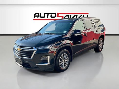 Used 2023 Chevrolet Traverse LT w/ LPO, Floor Liner Package image 3