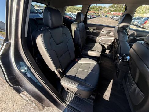 Used 2020 Kia Telluride EX w/ EX Premium Package AWD/4WD image 8