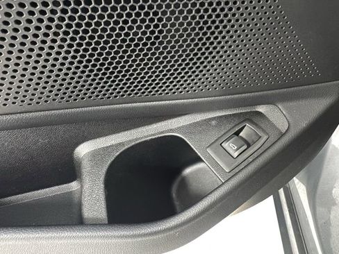 Used 2025 BMW 330i xDrive 330i xDrive image 18