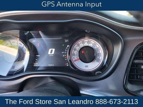 Used 2019 Dodge Challenger R/T Scat Pack w/ Shaker Package RWD image 19