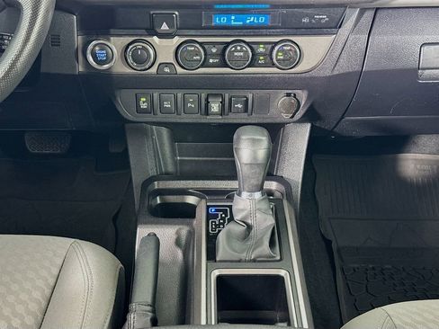 Used 2023 Toyota Tacoma SR5 AWD/4WD image 37