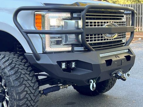 Used 2019 Ford F250 Platinum w/ Platinum Ultimate Package image 12