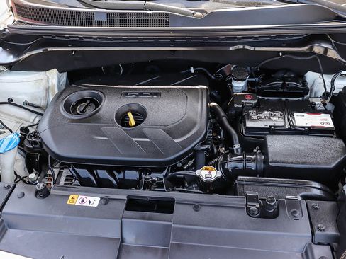 Used 2019 Kia Soul + w/ Audio Package FWD image 33