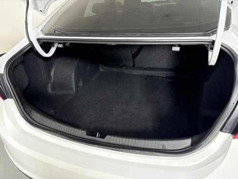 Used 2023 Chevrolet Malibu LT FWD image 22