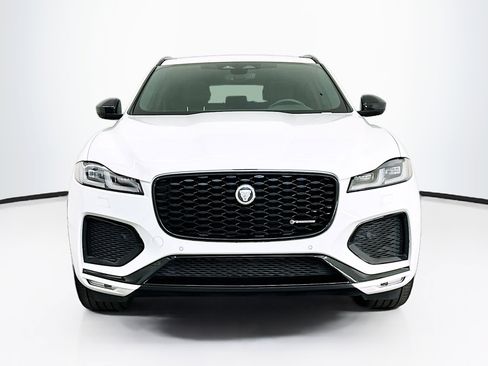 Used 2024 Jaguar F-PACE R-Dynamic S image 2