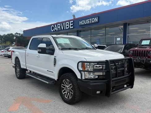 Used 2018 Ford F250 Lariat w/ Lariat Value Package AWD/4WD image 1