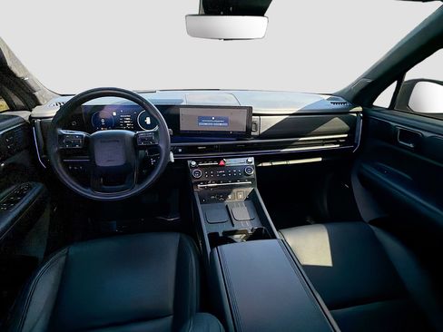 Used 2025 Hyundai Santa Fe Calligraphy image 17