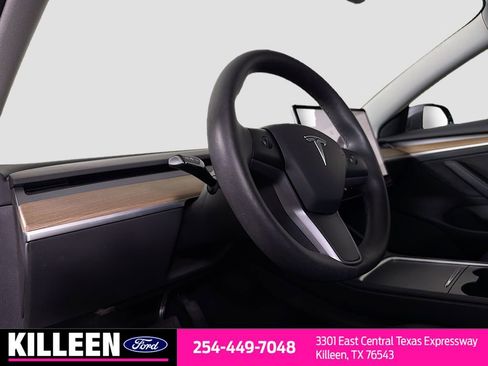 Used 2022 Tesla Model 3 Long Range image 10