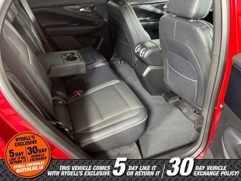 Used 2024 Chevrolet Blazer EV LT AWD/4WD image 19