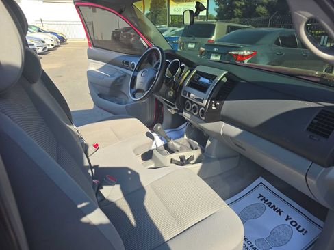 Used 2006 Toyota Tacoma 2WD Regular Cab w/ Enhancement Pkg image 15