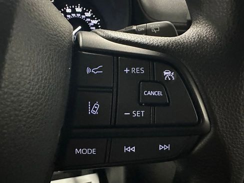 Used 2025 Toyota Sienna LE image 20