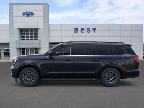 New 2025 Ford Expedition Max Active image 3