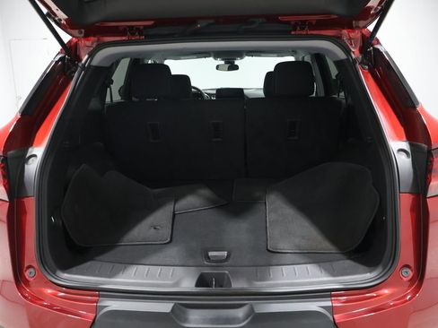 Used 2025 Chevrolet Blazer LT image 4