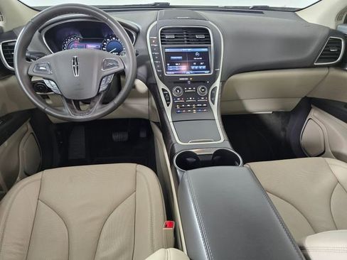 Used 2016 Lincoln MKX Reserve w/ Cargo Utility Package image 18