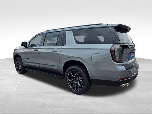 New 2026 Chevrolet Suburban RST w/ Comfort Package RWD image 5