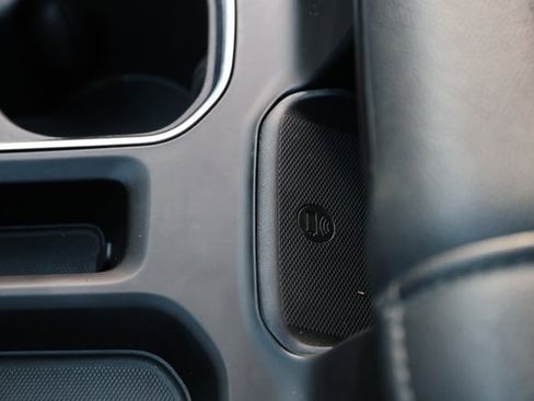 Used 2022 Chevrolet Silverado 1500 LT w/ Protection Package image 29