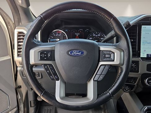 Used 2022 Ford F250 Lariat w/ Lariat Ultimate Package AWD/4WD image 13
