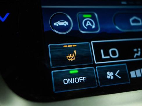 Used 2023 Subaru Outback Premium image 24