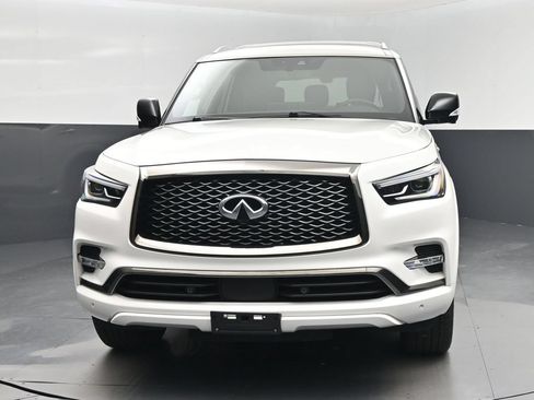 Used 2024 INFINITI QX80 Sensory AWD/4WD image 6