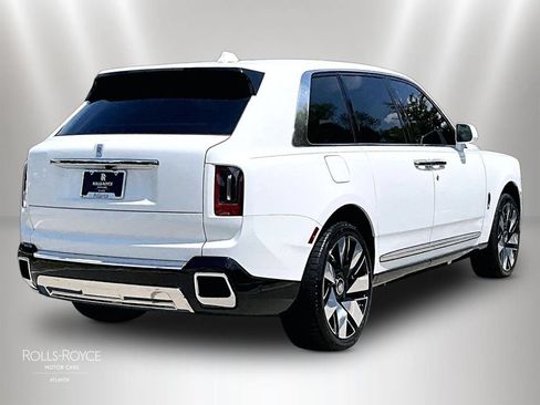 Certified 2025 Rolls-Royce Cullinan AWD/4WD image 11