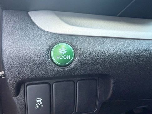 Used 2013 Honda CR-V LX image 25