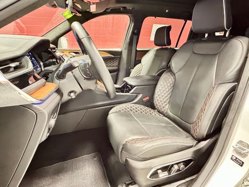 Certified 2023 Jeep Grand Cherokee L Summit AWD/4WD image 20