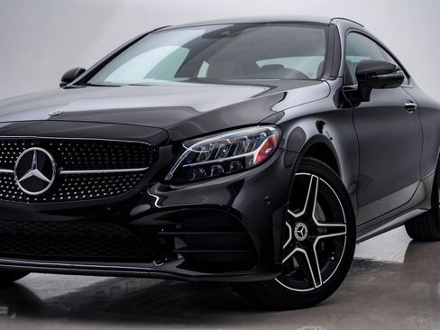 Used 2022 Mercedes-Benz C 300 4MATIC Coupe image 2