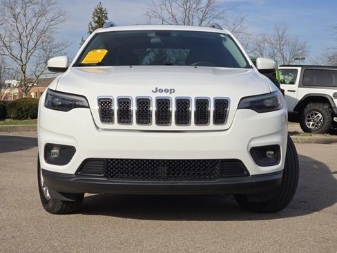 Used 2019 Jeep Cherokee Latitude Plus w/ Cold Weather Group image 3