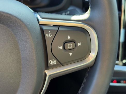 Certified 2023 Volvo S60 B5 Plus w/ Climate Package image 19