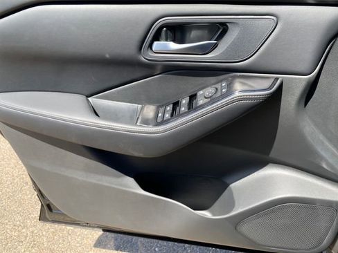 New 2026 Nissan Rogue SV AWD/4WD image 13