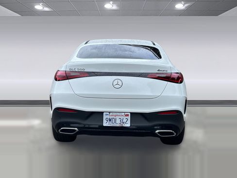 Used 2024 Mercedes-Benz GLC 300 4MATIC image 5