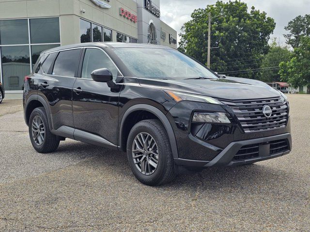Used 2026 Nissan Rogue SV FWD image 5
