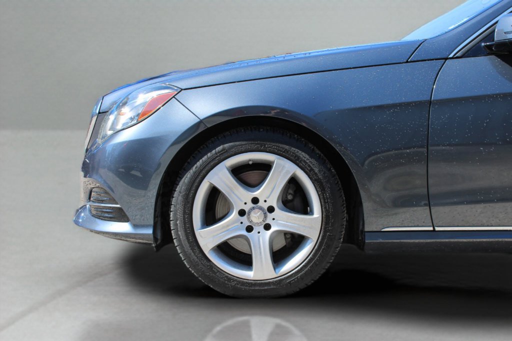 Used 2016 Mercedes-Benz E 350 4MATIC Wagon image 6