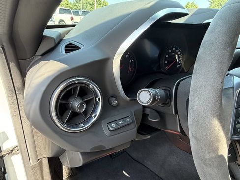 Used 2022 Chevrolet Camaro SS RWD image 28