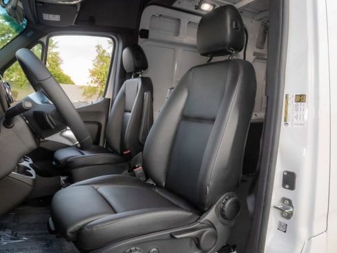 New 2025 Mercedes-Benz Sprinter 2500 image 16