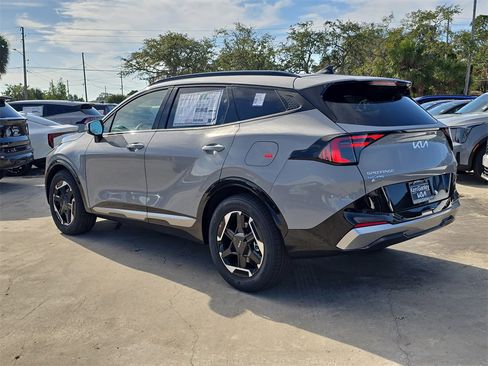New 2026 Kia Sportage SX image 6
