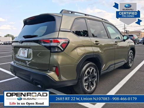 Used 2026 Subaru Forester Premium AWD/4WD image 3